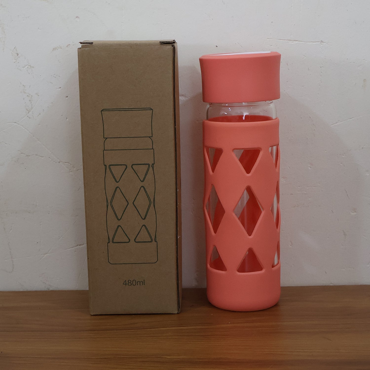 Glass Water Bottle with Protective Sleeve - (1 Pc / 480 ML) Glass Water Bottle with Protective Sleeve - (1 Pc / 480 ML)